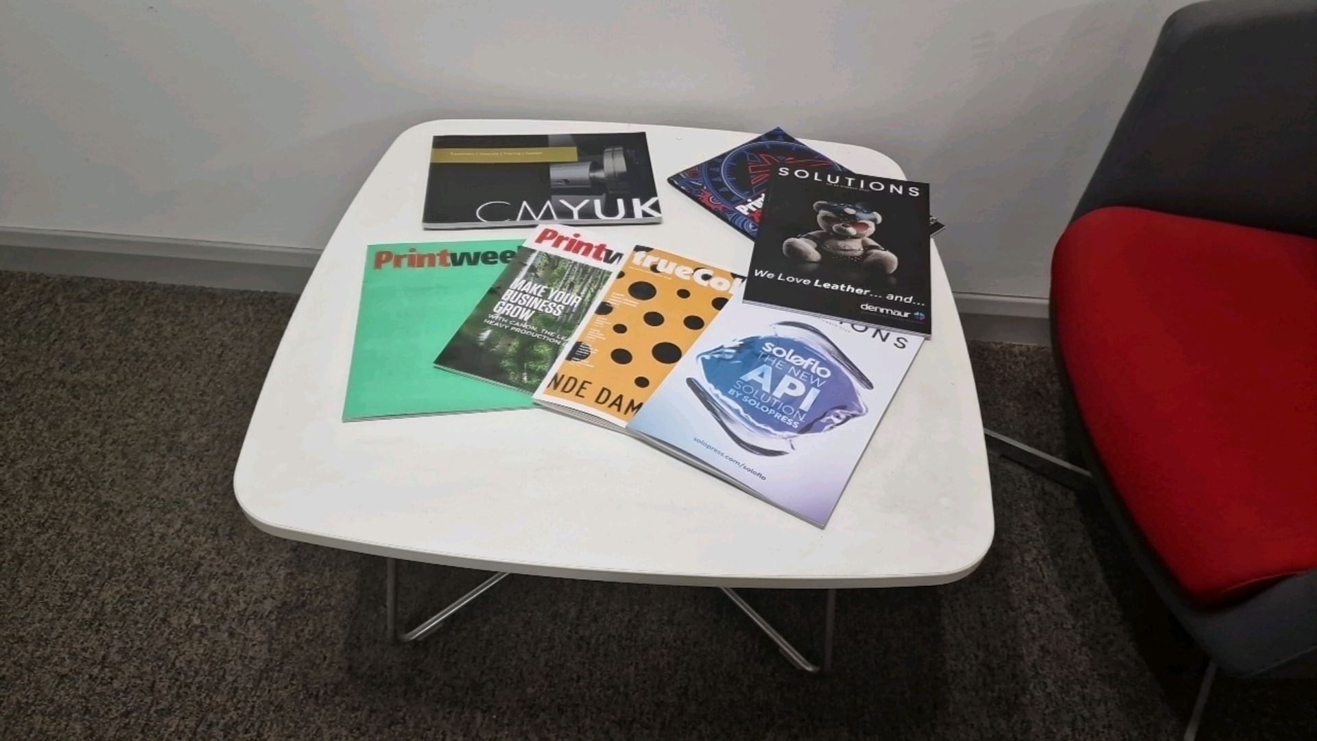 Contemporary Office Coffee Table - Image 2 of 3