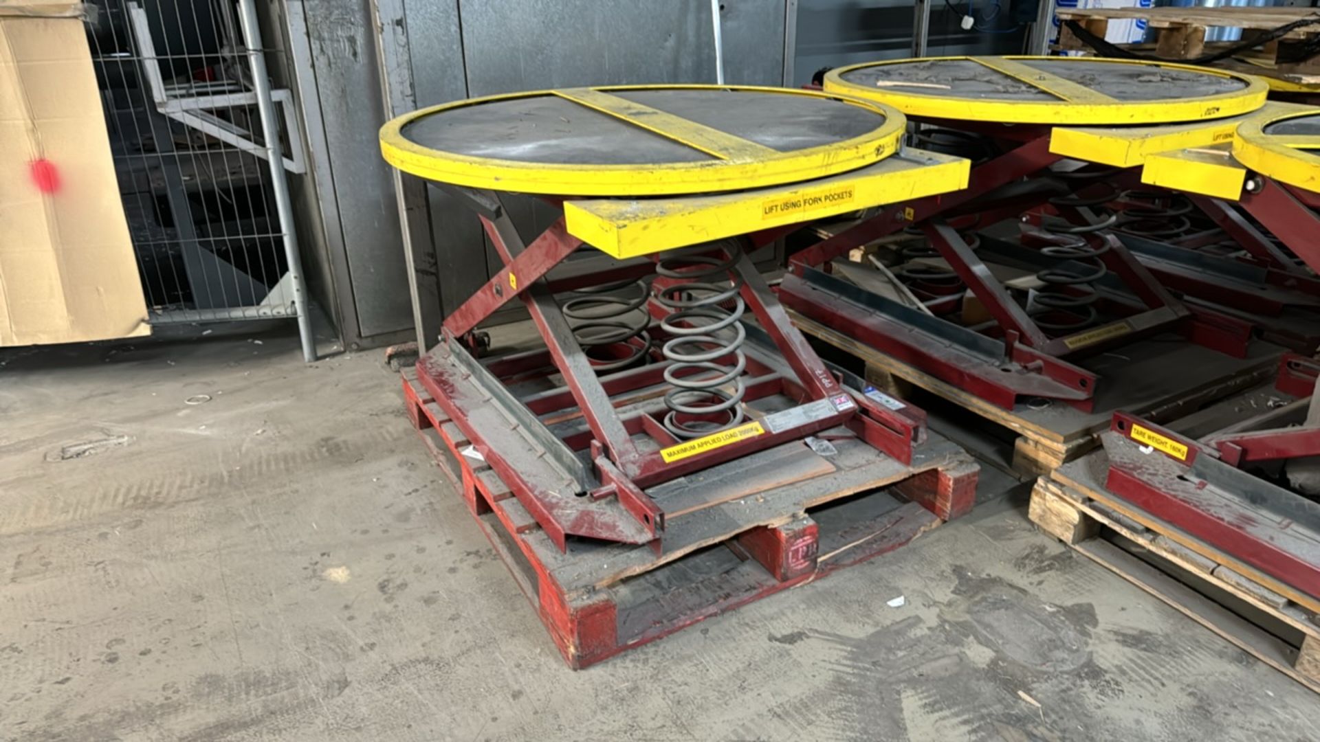 Pallet Pal 360 Spring Pallet Positioner / Level Loader