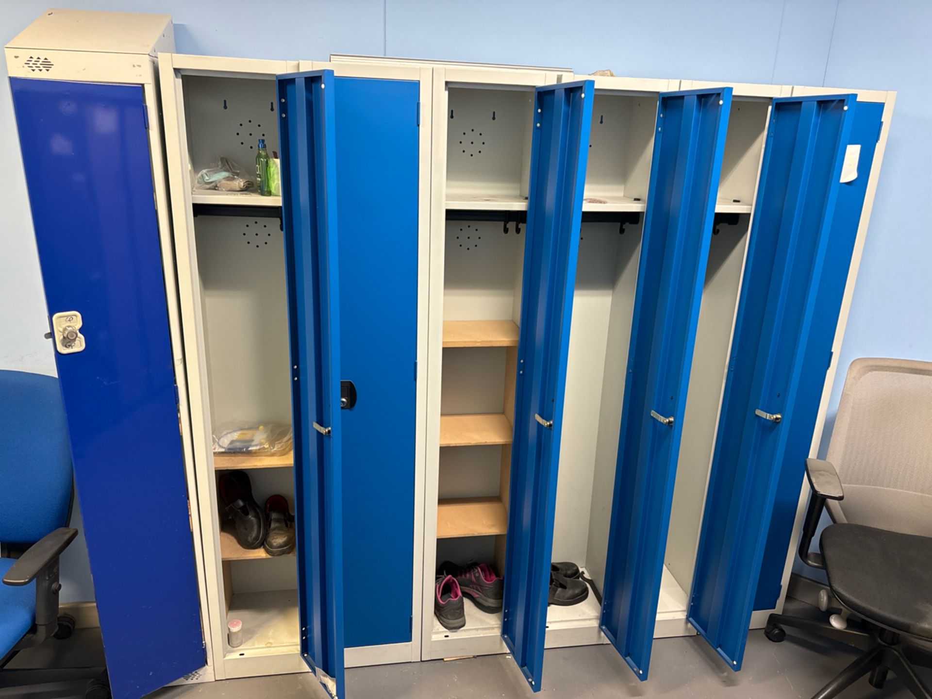 7 Tall Blue Lockers - Image 2 of 3