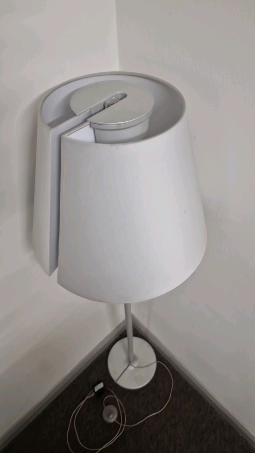 Artemide Melampo Floor Lamp - Image 3 of 4