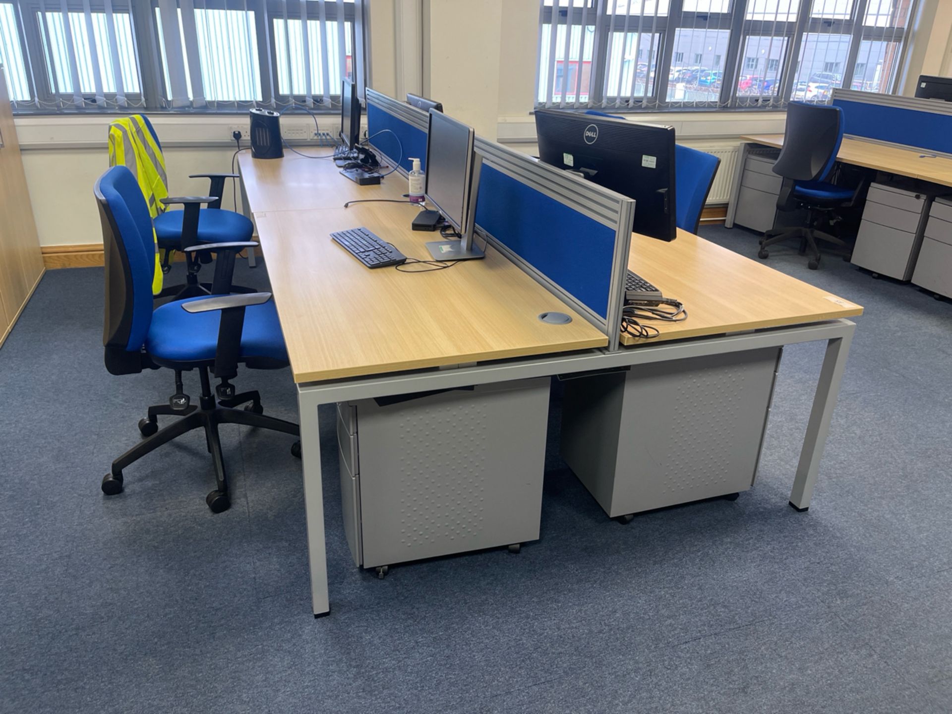 Bank Of 4 Desks With Privacy Dividers & Chairs