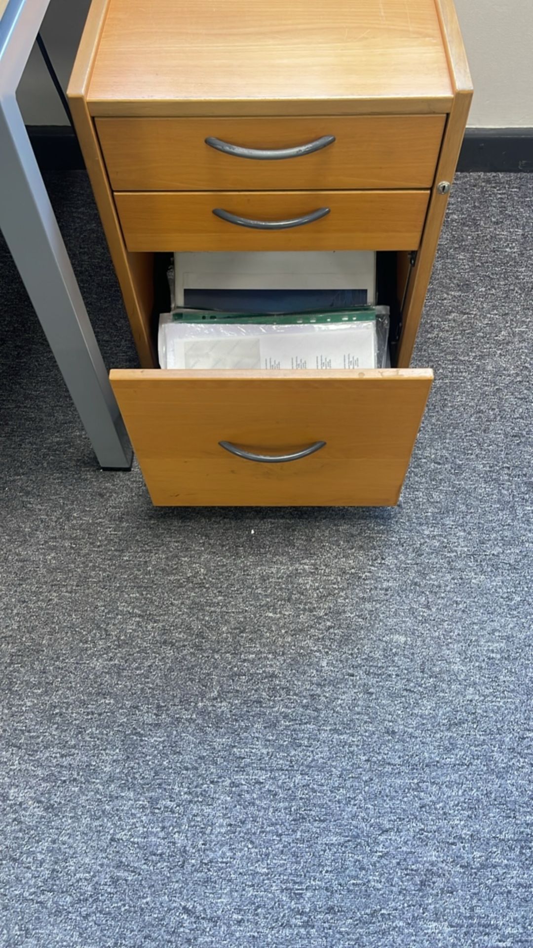 3 Drawer Storage Cabinet - Image 4 of 5