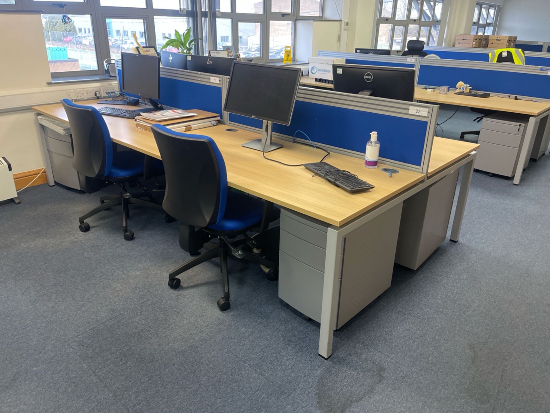 Bank Of 4 Desks With Privacy Dividers & Chairs