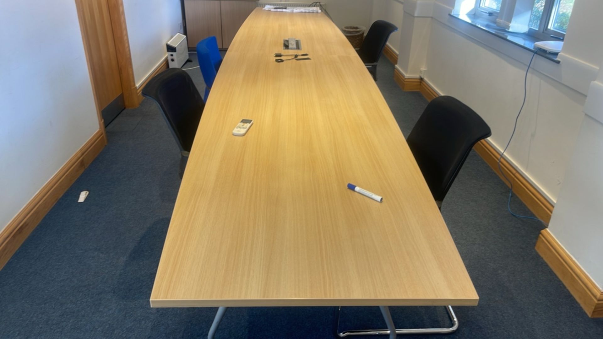 Contents Of Meeting Room - Image 4 of 8