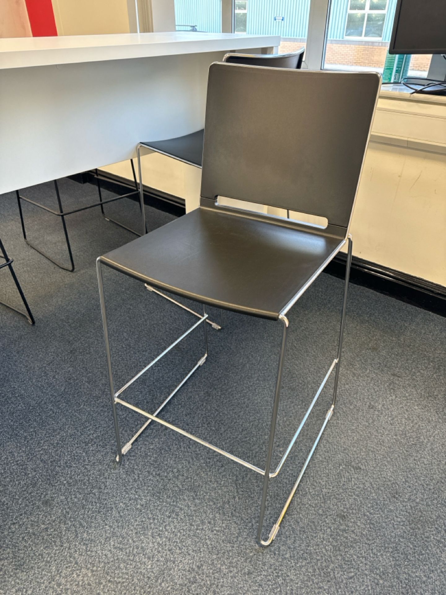 White Wood Tall Desk With Stools x4 - Image 6 of 6