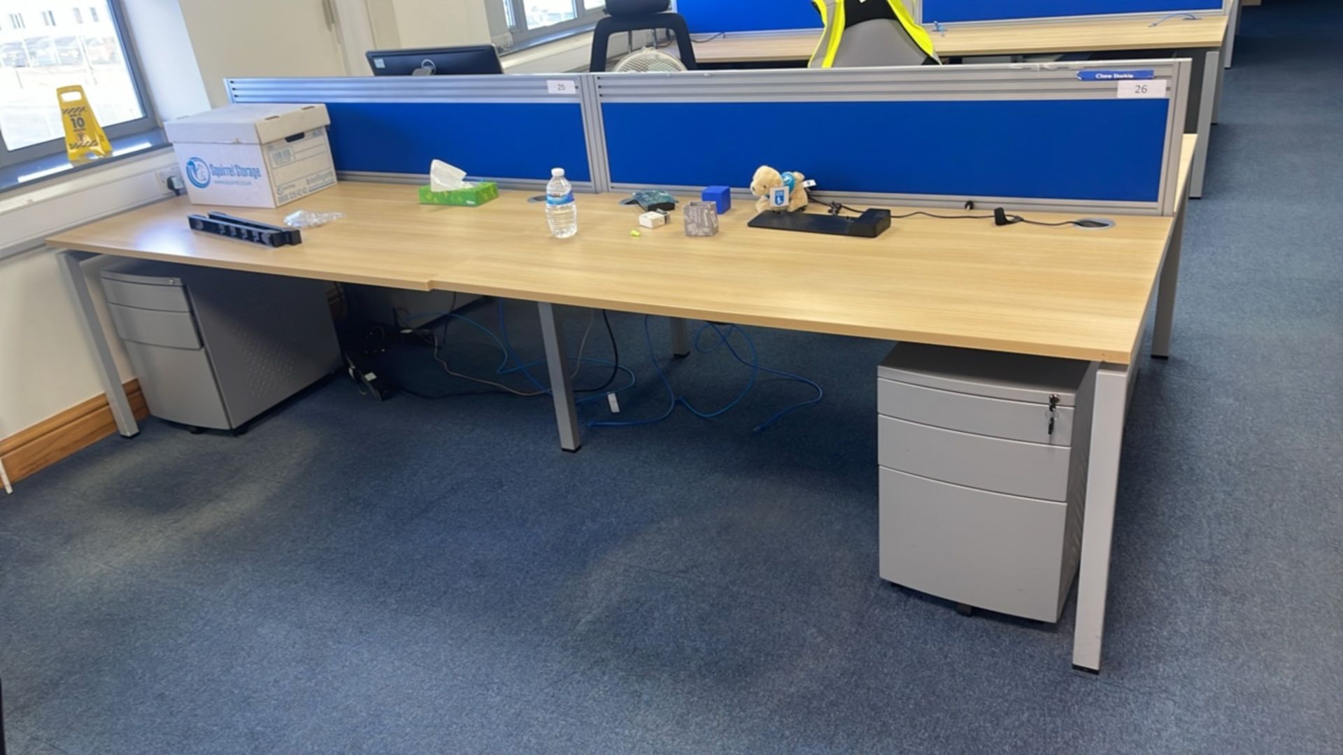 Bank Of 4 Desks With Privacy Dividers & Chairs - Image 8 of 8