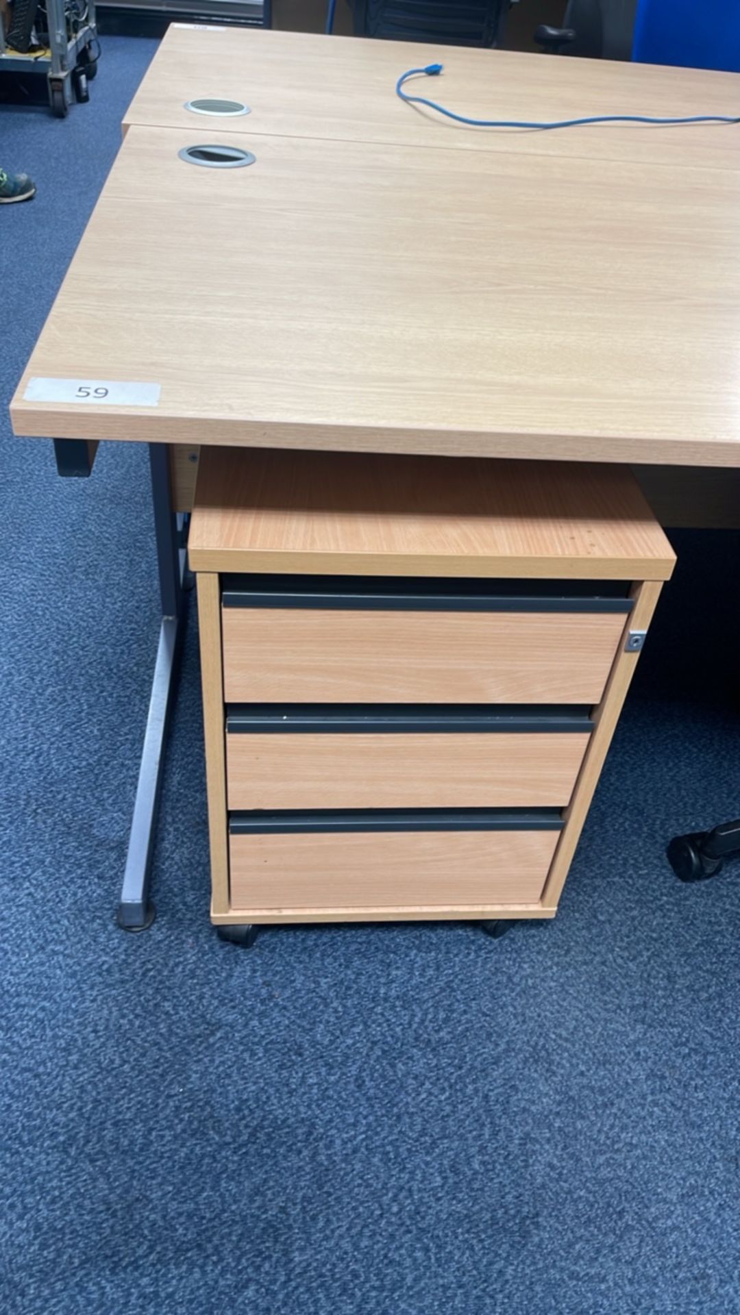 Pair Of Office Desks, Chairs - Bild 2 aus 7