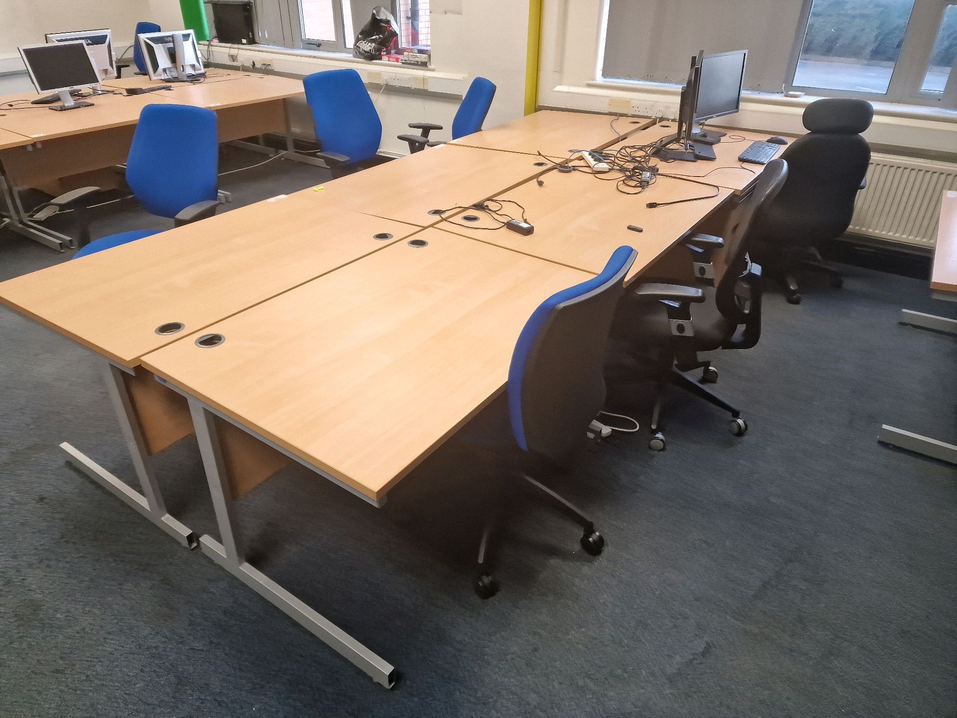 Bank Of 6 Desks