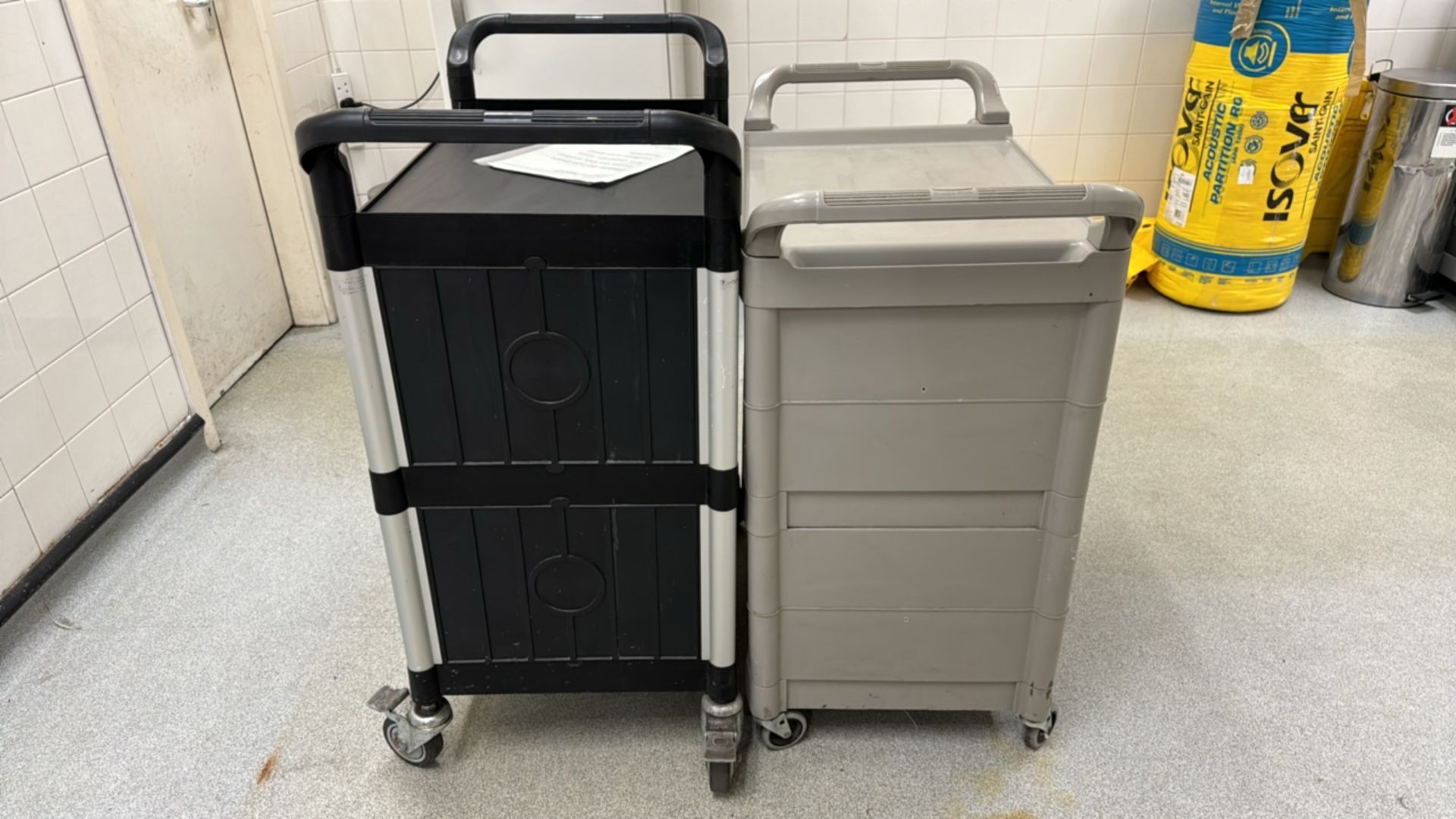 Rubbermaid Catering Trolleys x2 - Image 5 of 5