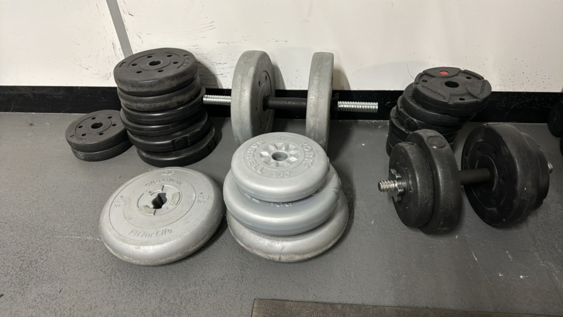 Assorted Plastic Weights - Image 2 of 9