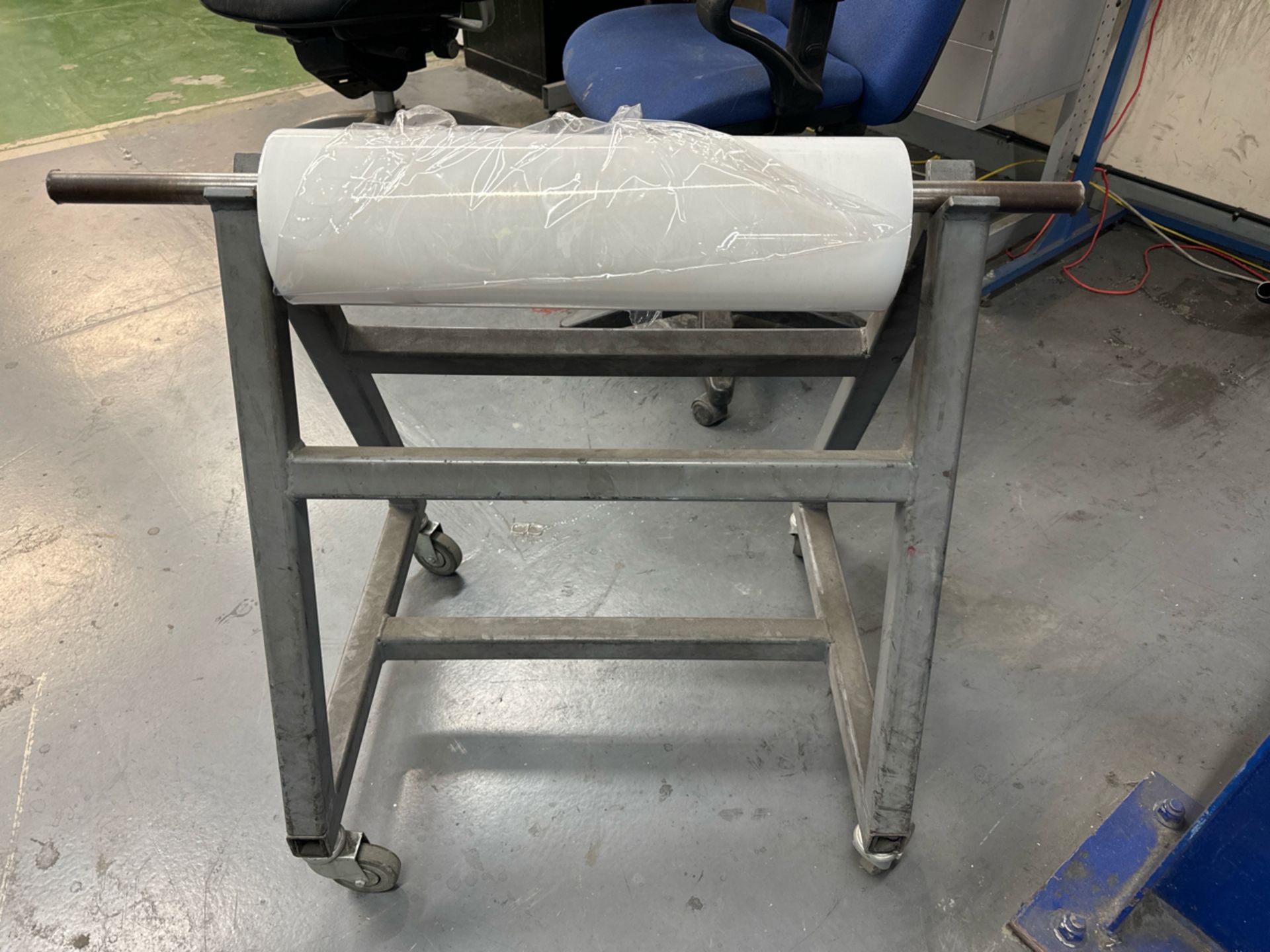 Mobile Metal Reel Stand