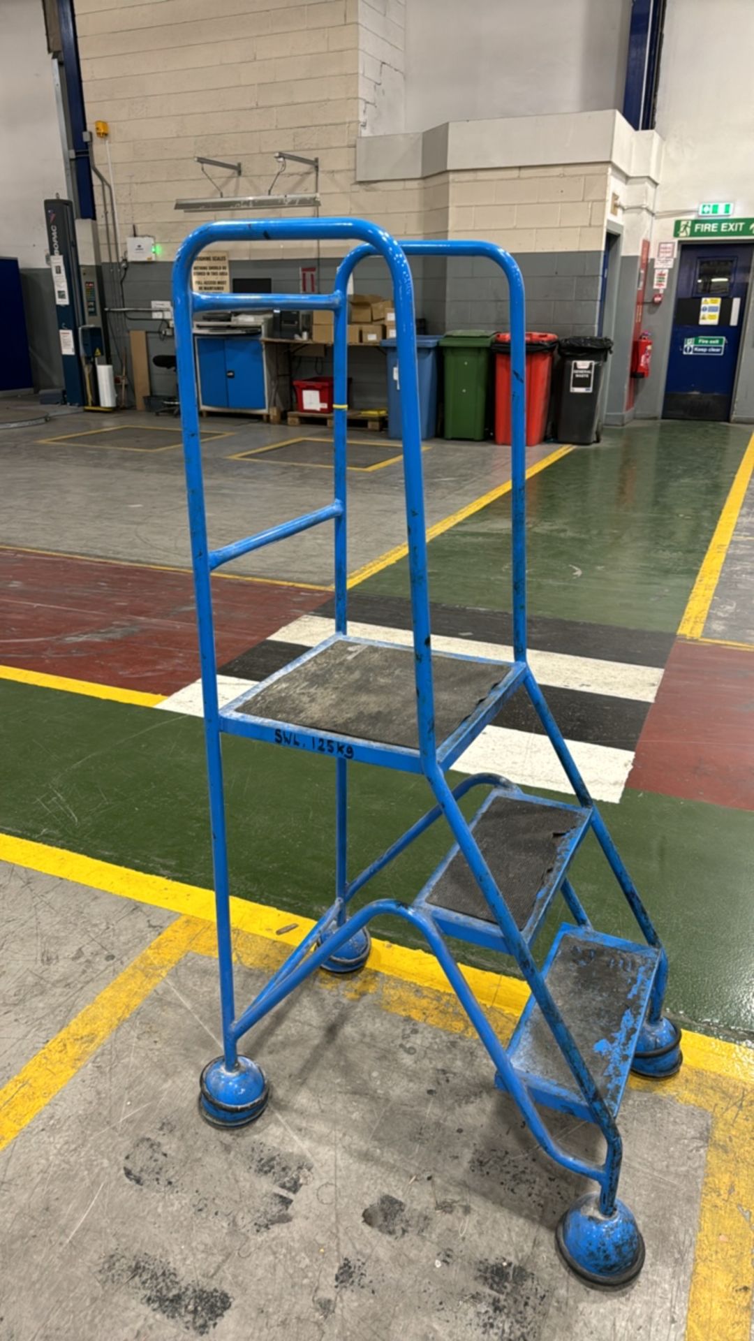 Blue Mobile Step Ladder - Image 2 of 4