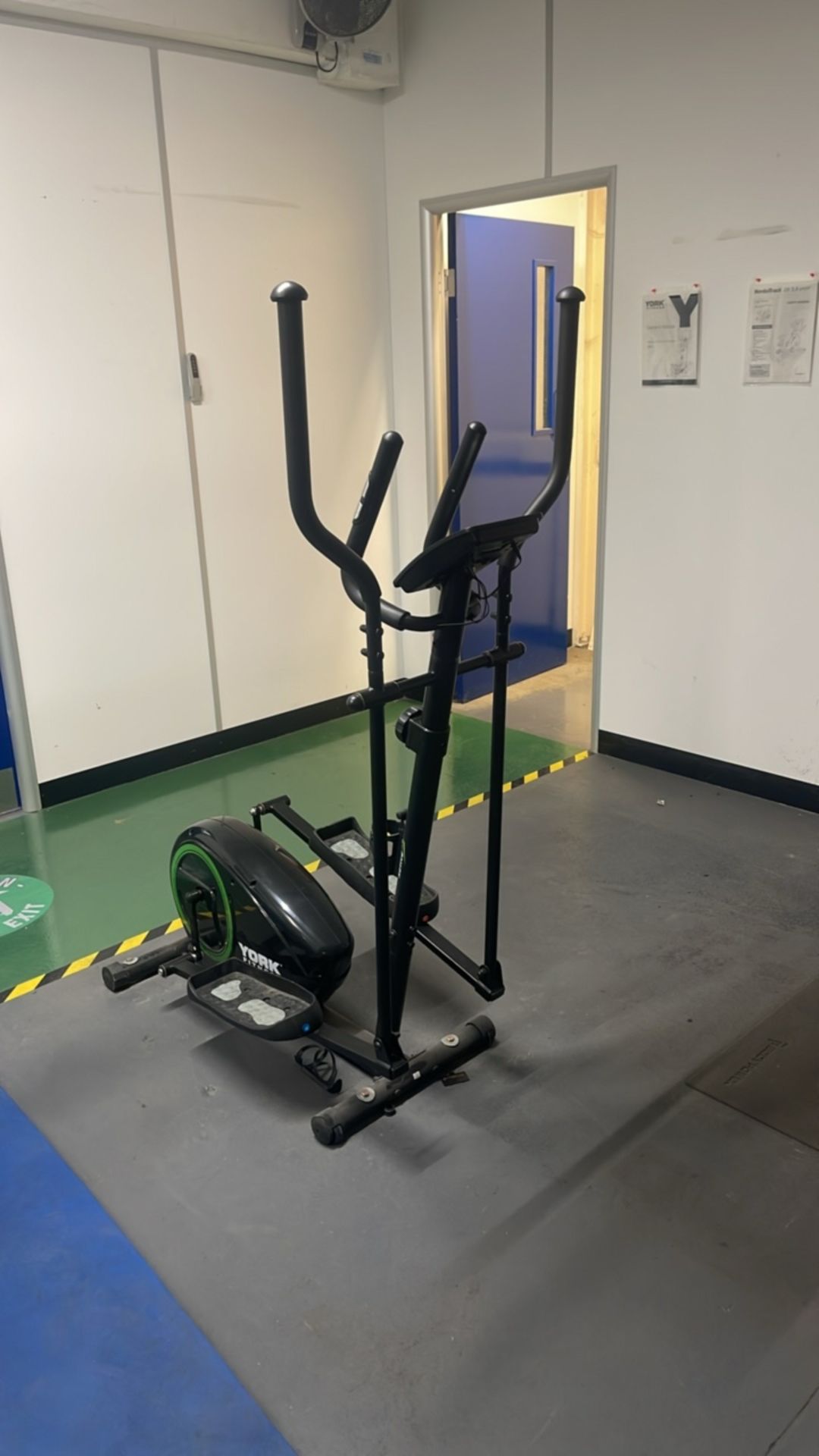 York Cross Trainer - Image 5 of 5