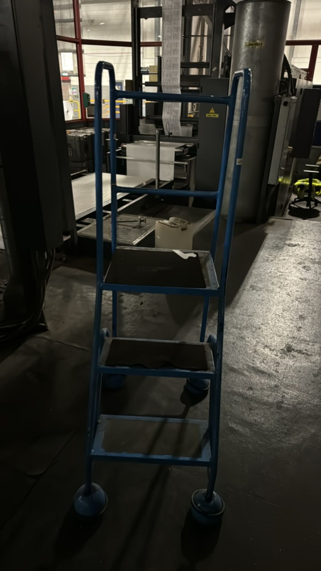 Blue Mobile Step Ladder - Image 3 of 3