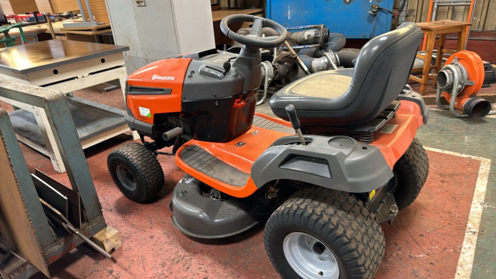 Husqvarna Ride On Lawnmower - Image 6 of 13