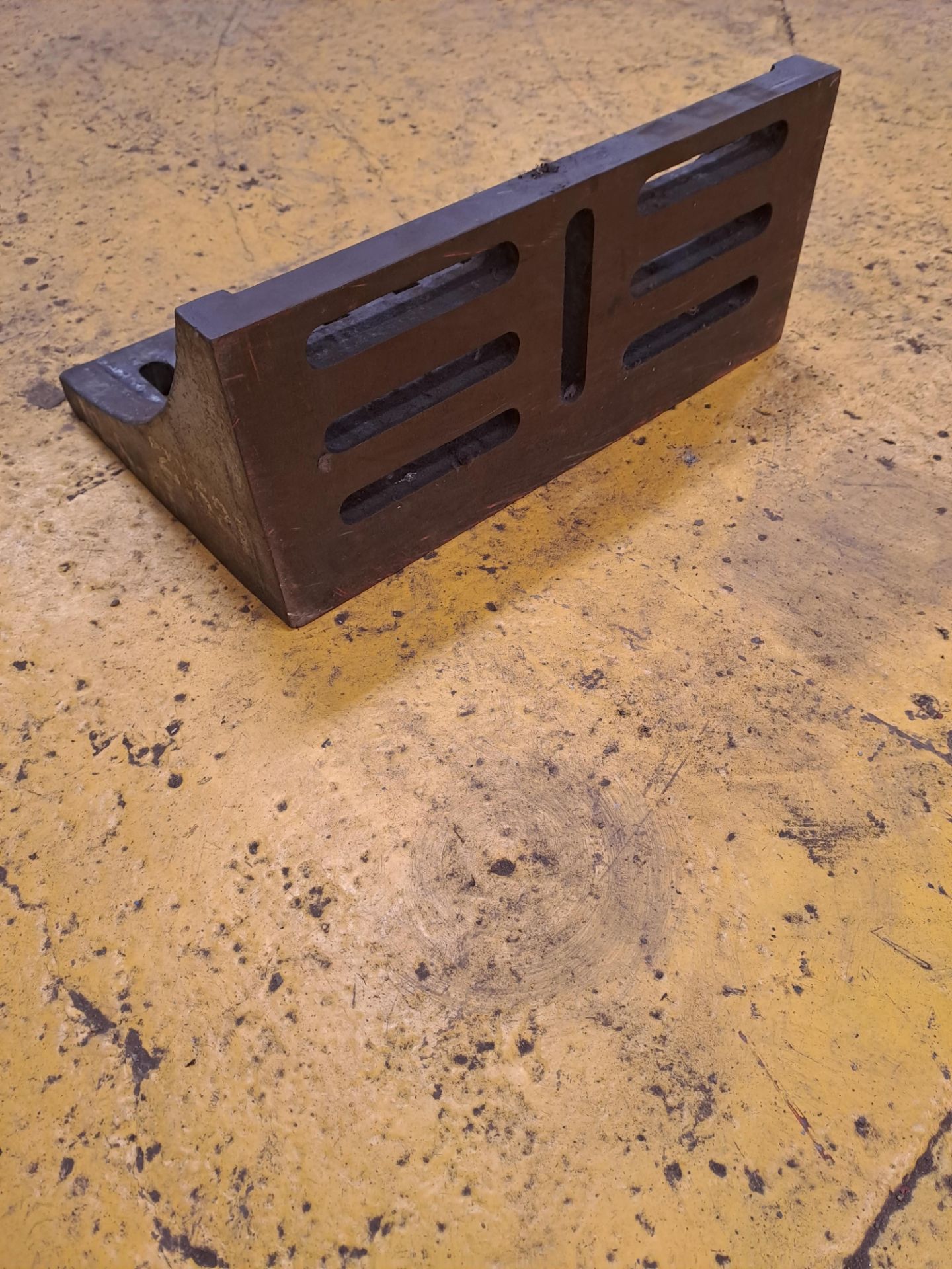 Angle Plate, Slotted - Image 3 of 4