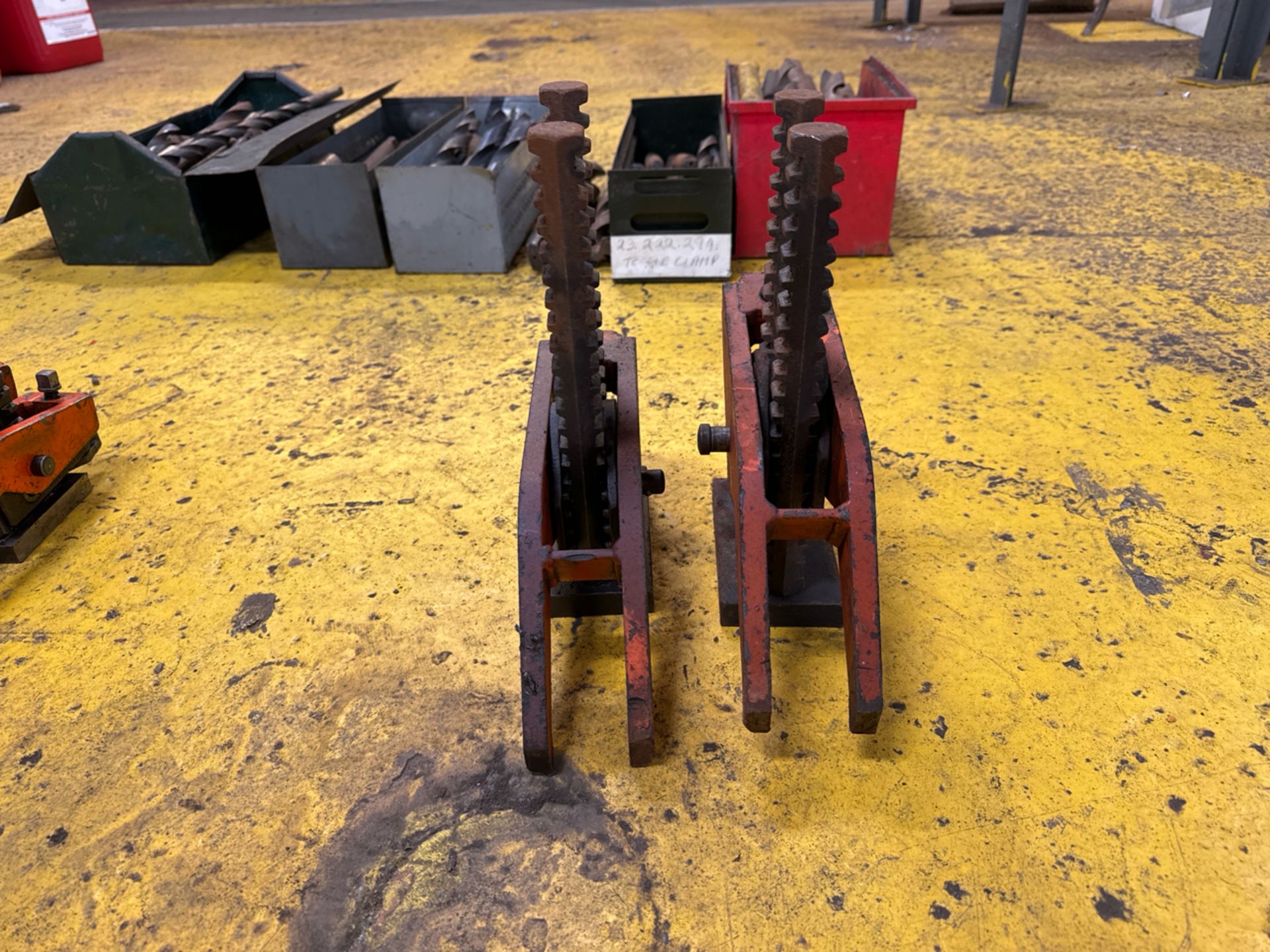 Carver Clamping Set