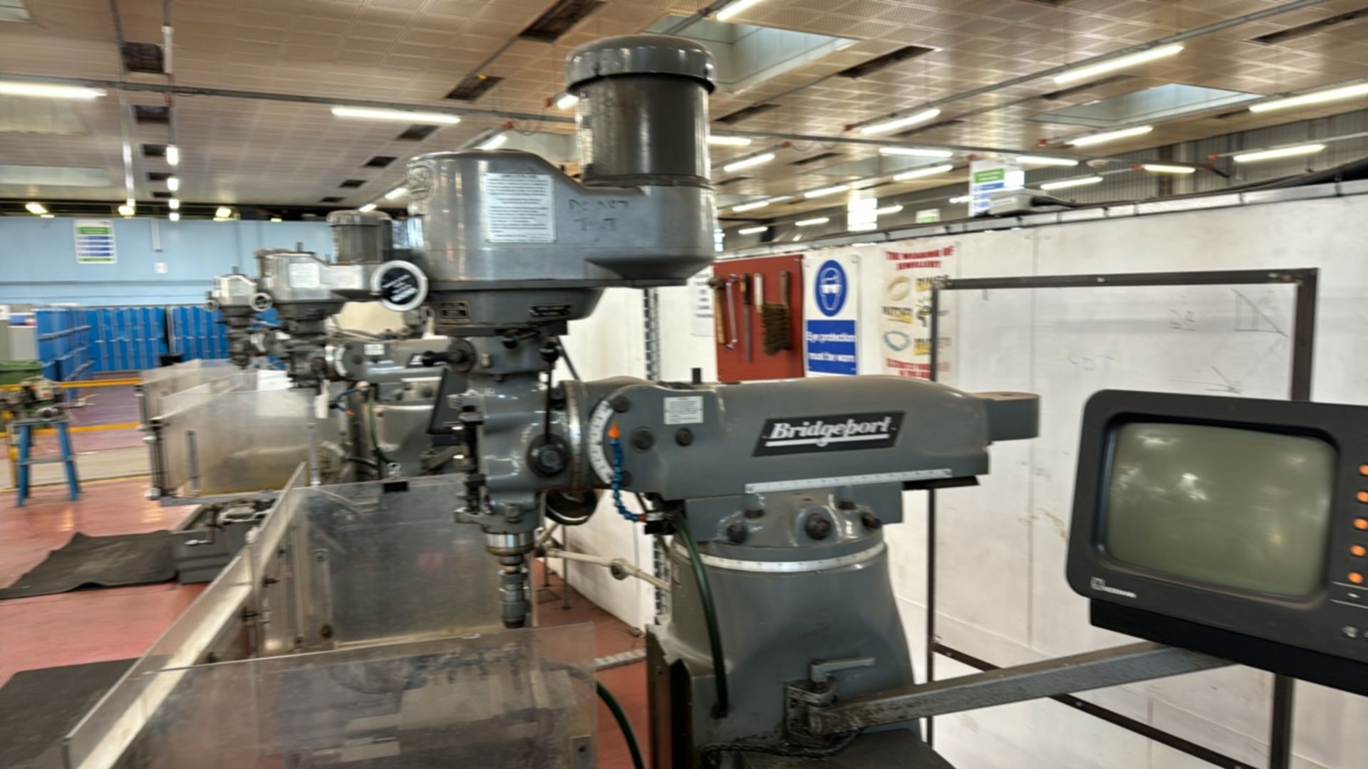 Bridgeport Milling Machine - Image 5 of 14