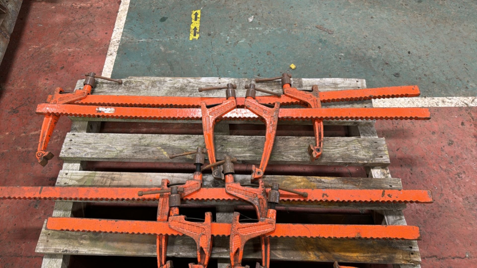 Carver Clamps x6 - Image 4 of 5
