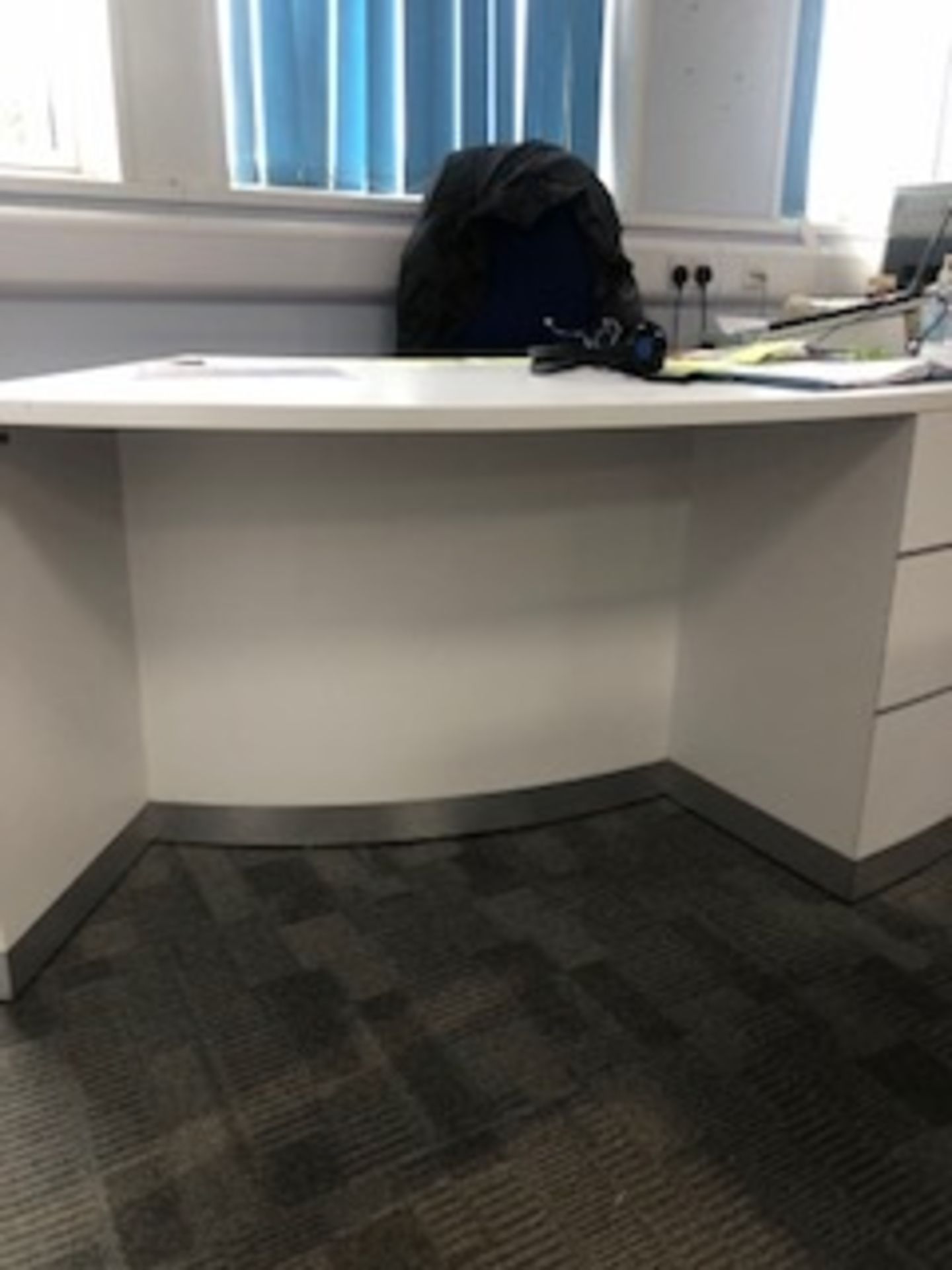 White Reception Desk (Direct from Bournemouth & Poole College) - Image 3 of 3