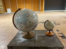 Globes x2
