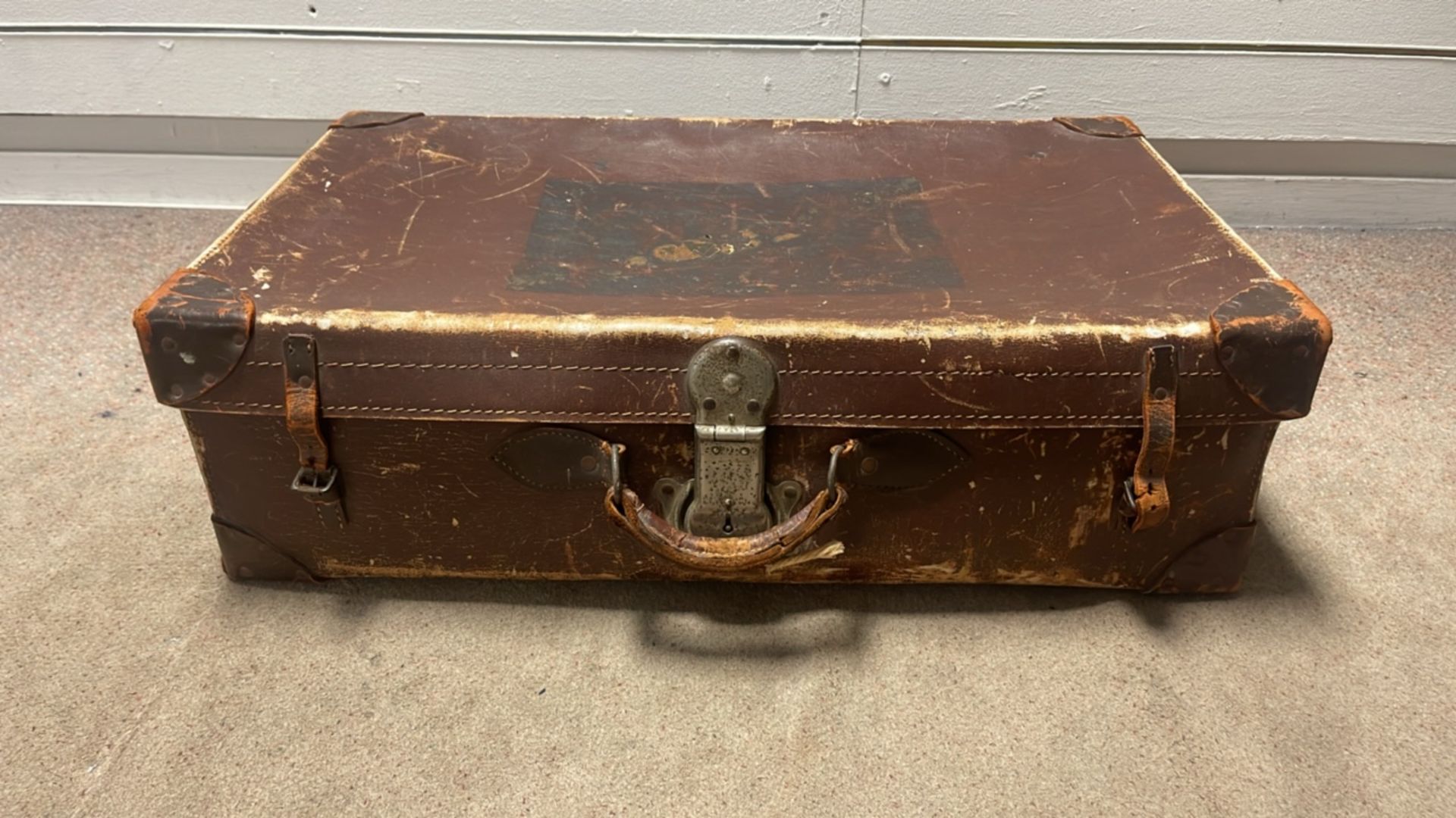 Pair Of Display Suitcases - Image 2 of 10