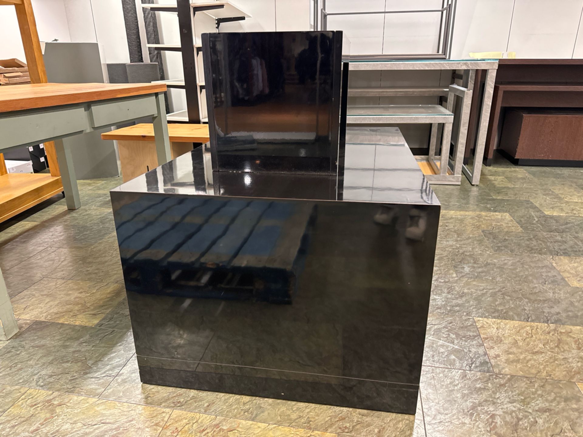 Black Gloss Display Table x2 - Image 4 of 5