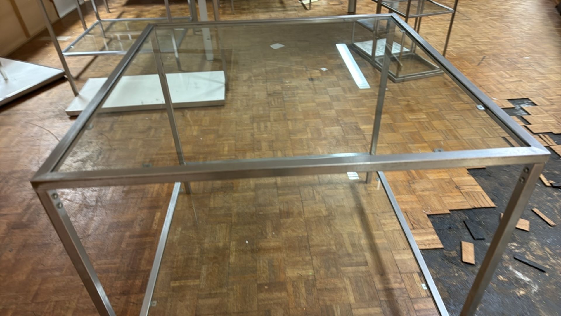 Glass Display Cube Table - Image 4 of 4