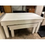 White Wood Nesting Table