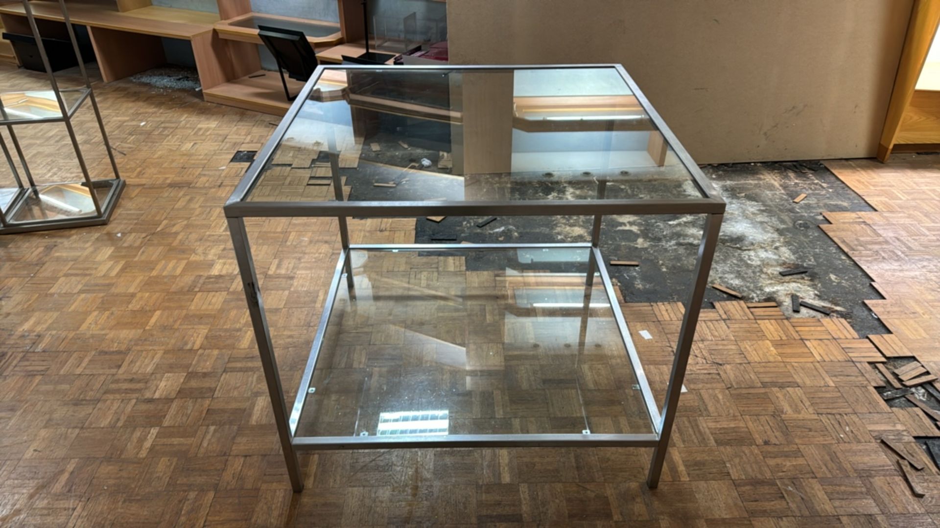 Glass Display Cube Table - Image 2 of 4