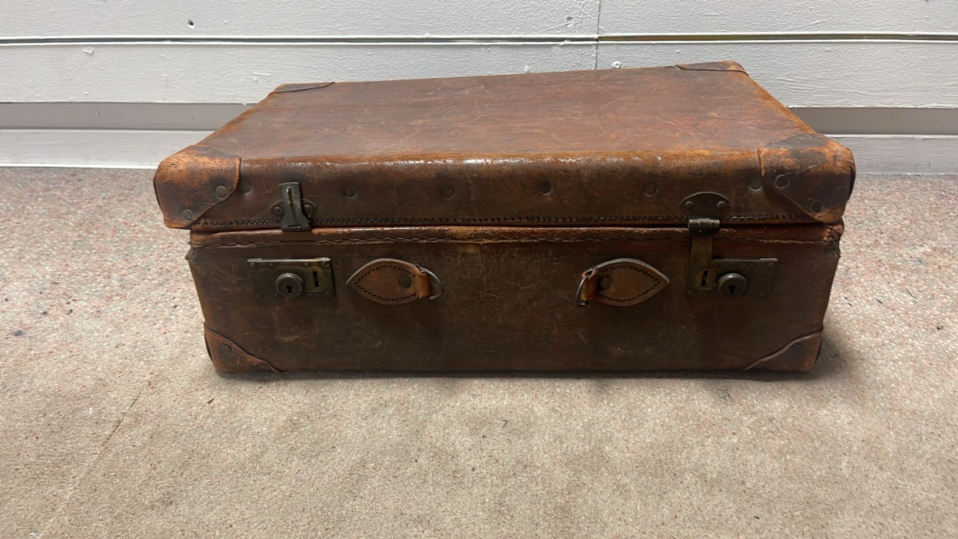 Pair Of Display Suitcases - Image 7 of 10