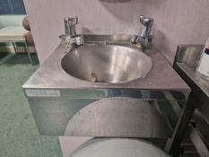 Stainless Steel Sink Wallmounted