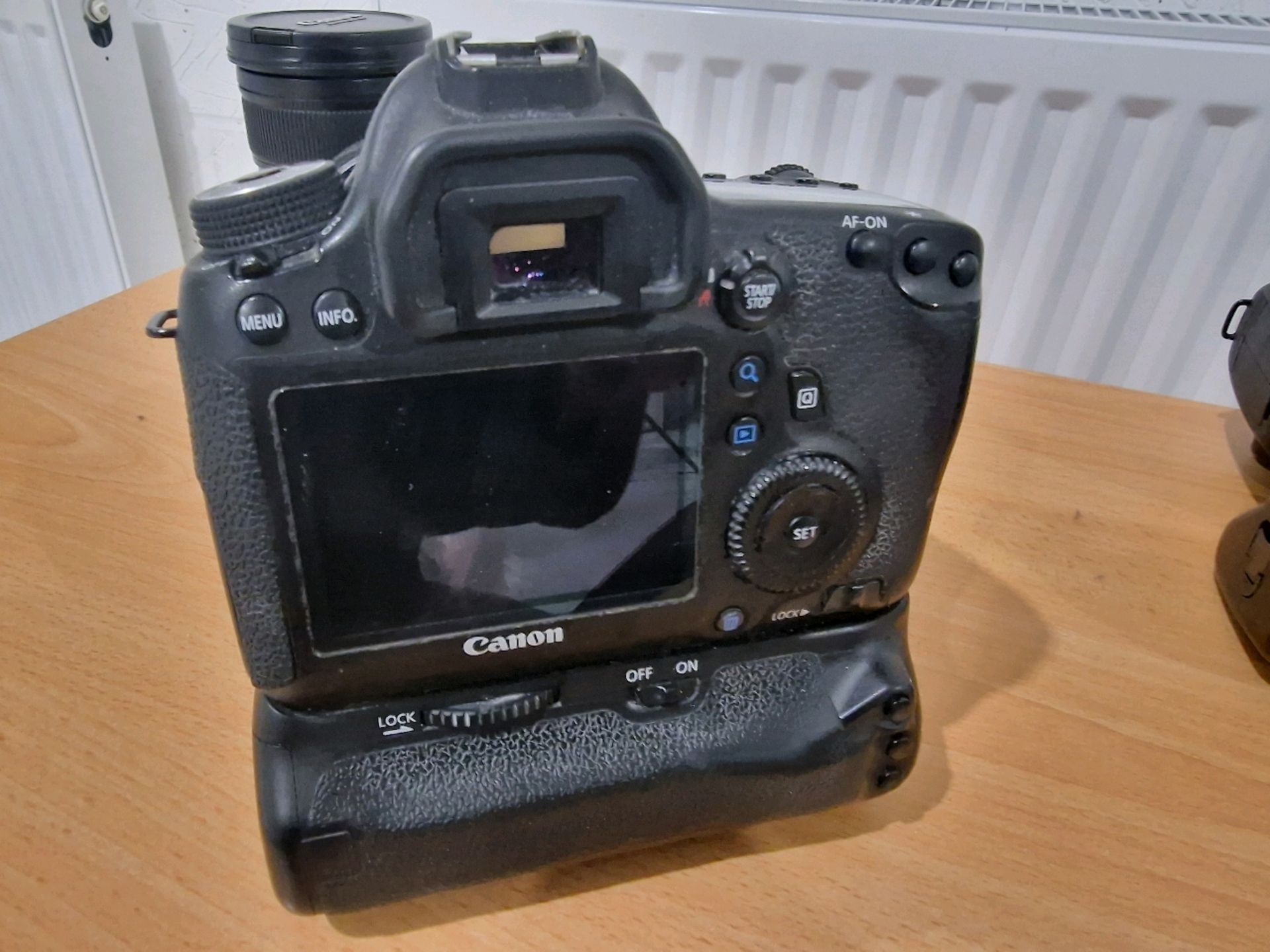 Canon Digital Camera - Image 4 of 9