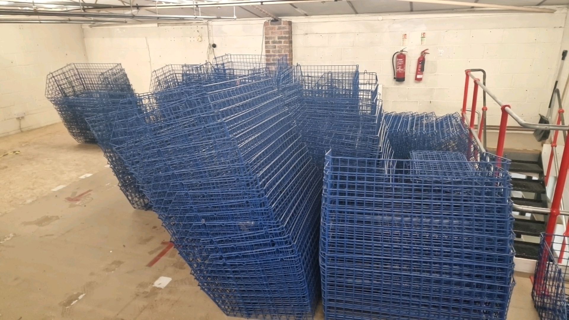 Blue Metal Storage Basket x10 - Bild 6 aus 6