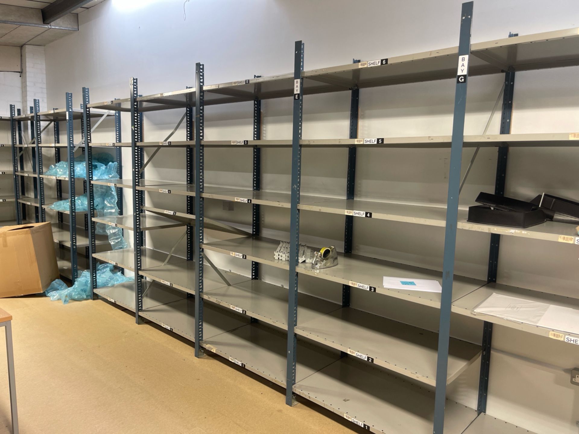 Run Of 20 Bays Lightweight Boltless Shelve Racking