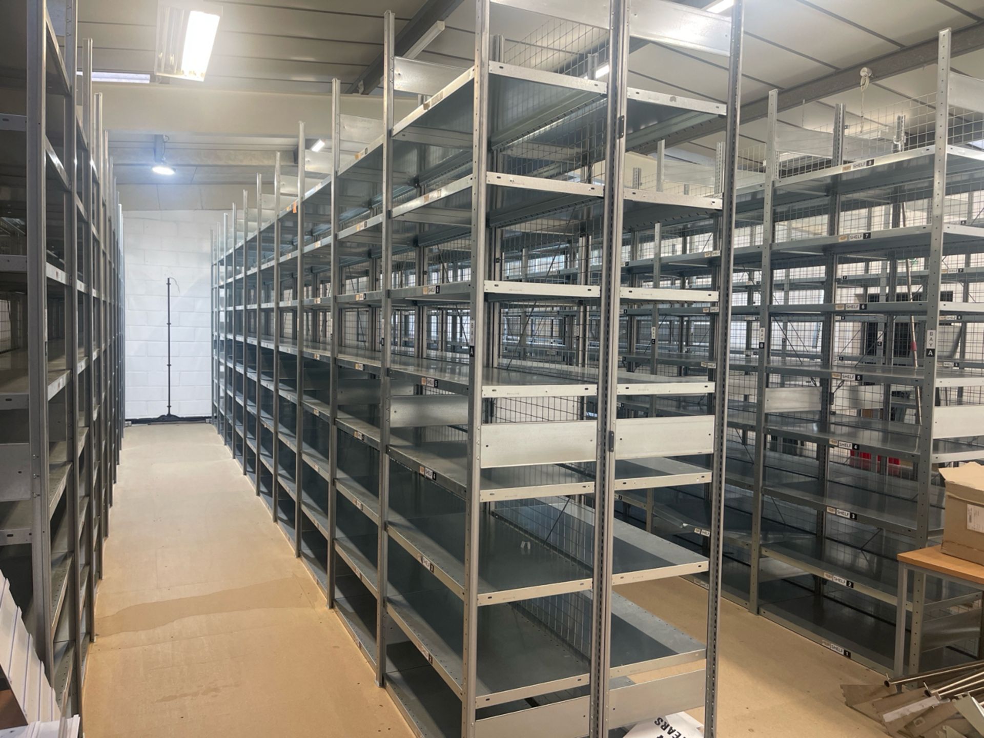 Row Of 10 Bays Boltless Shelf Racking