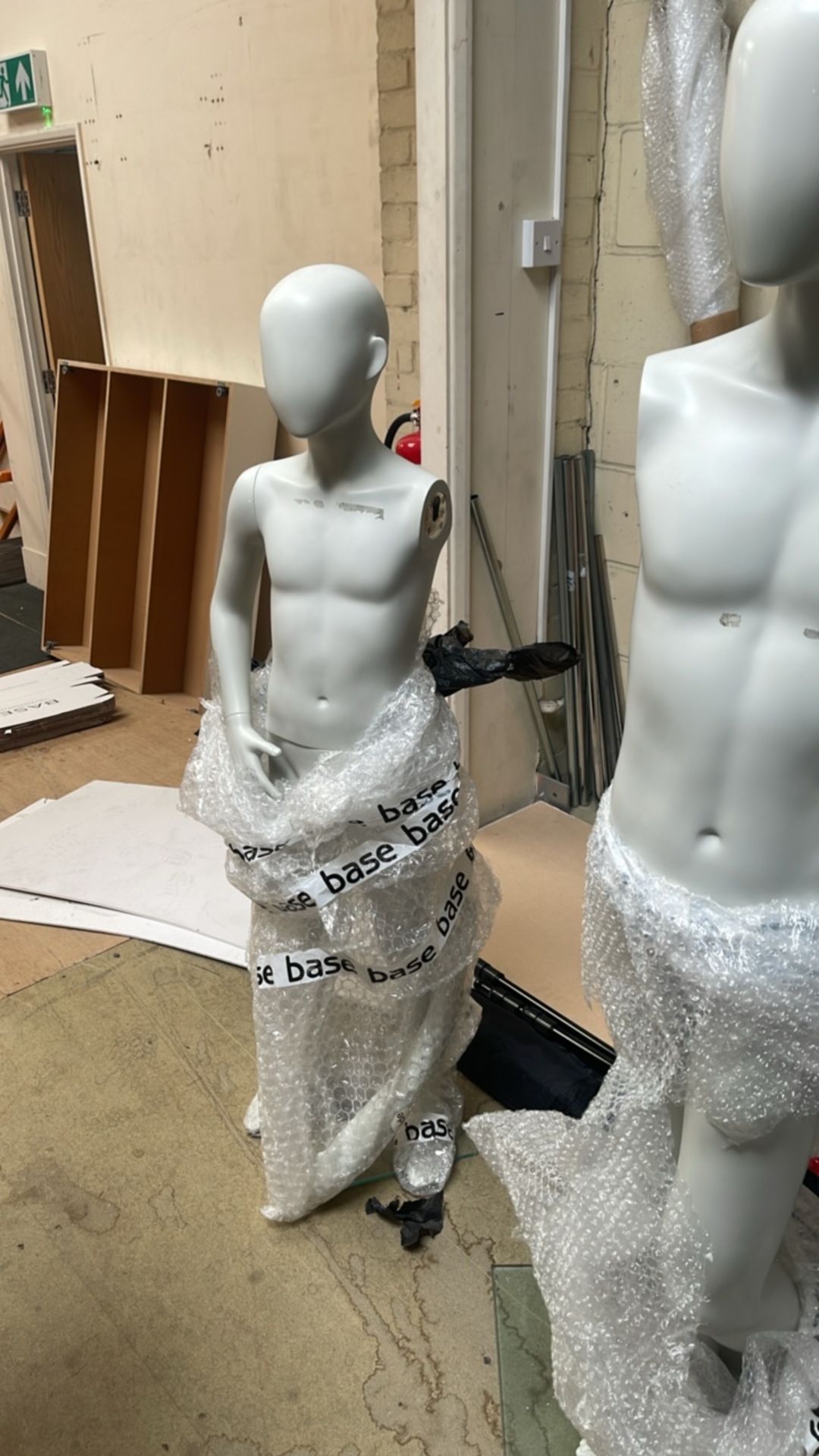 Children's Mannequins x4 - Image 6 of 6