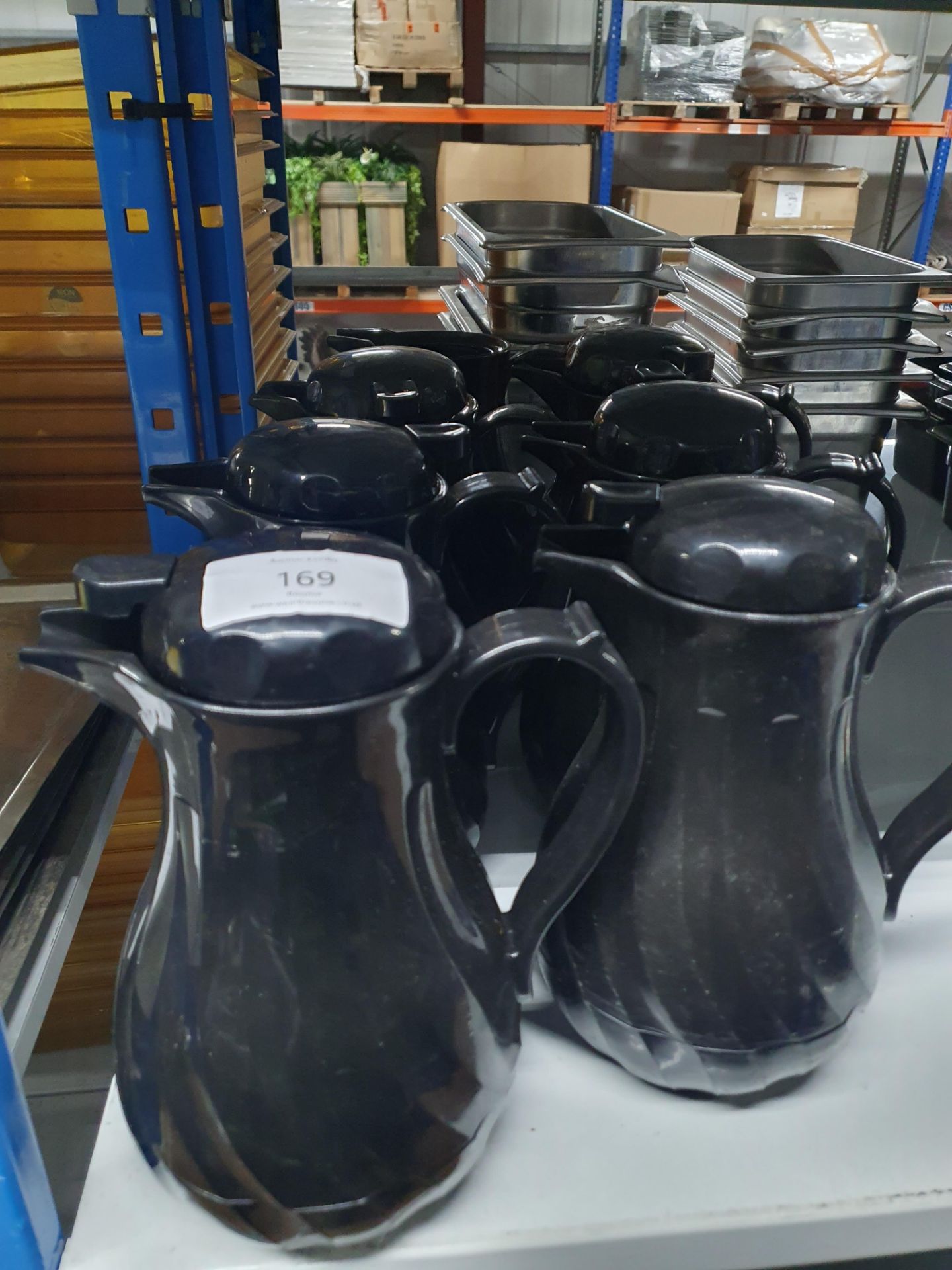 6 x thermal jugs