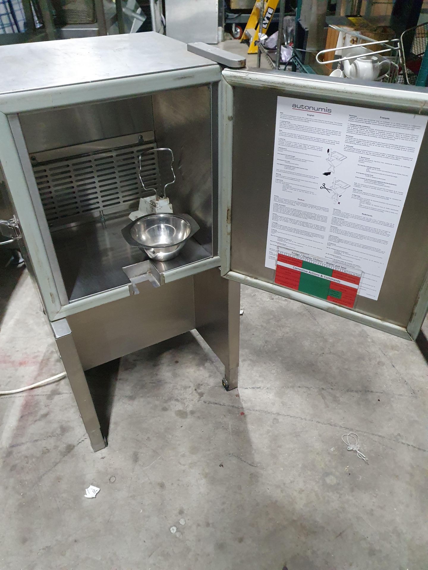 Autonumis Milk Dispenser - Image 2 of 2