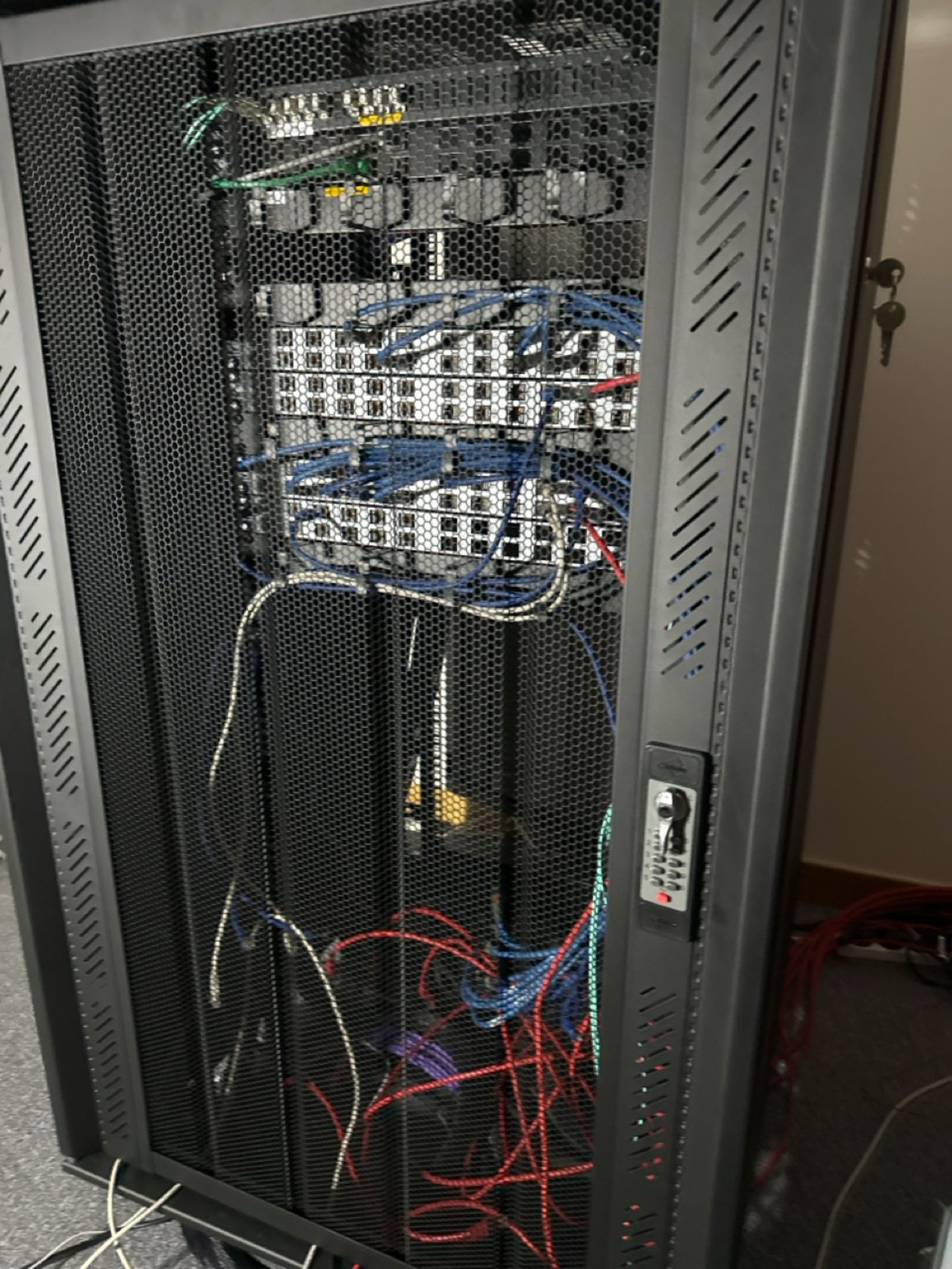 Cannon Server Cabinet - Image 4 of 4