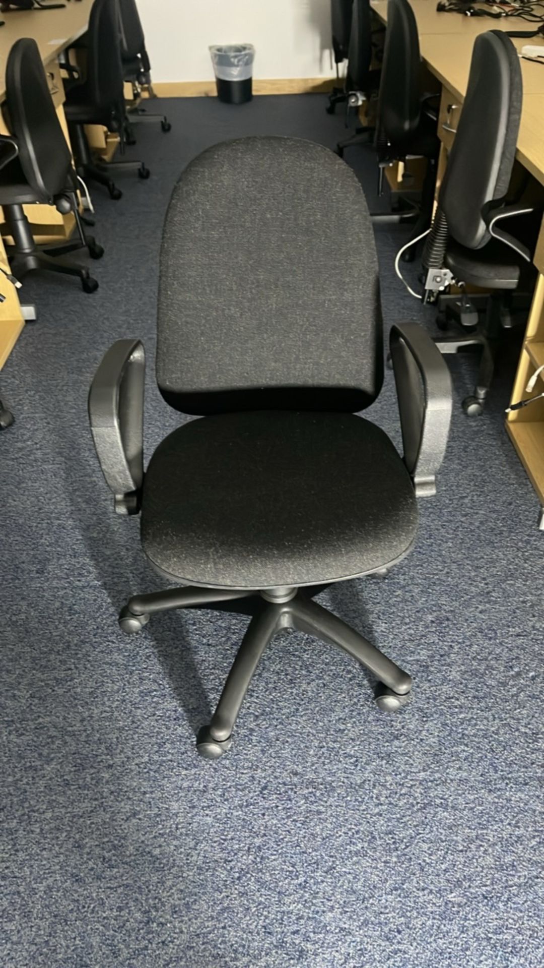 Desks x20,Chairs x20 & Telephones x20 - Image 6 of 7