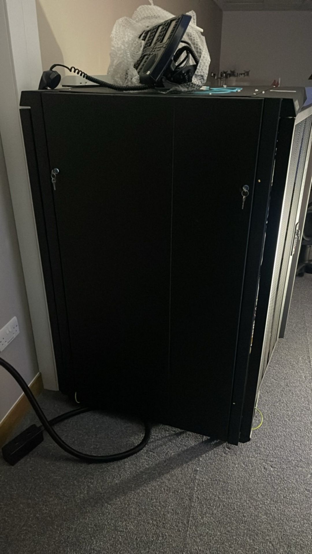 Black Metal Server Cabinet - Image 3 of 3