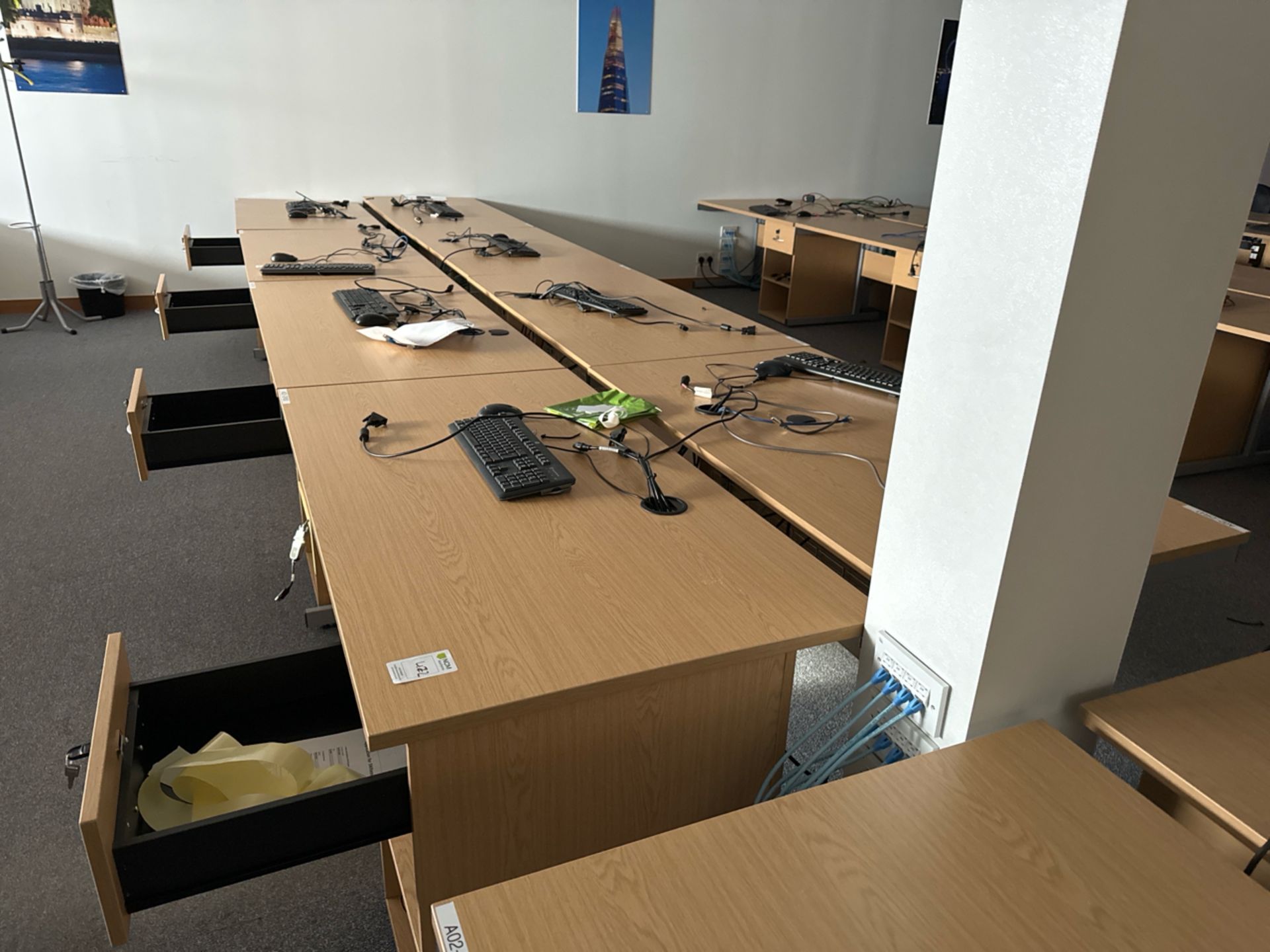 Bank Of Desks x20 - Image 3 of 3