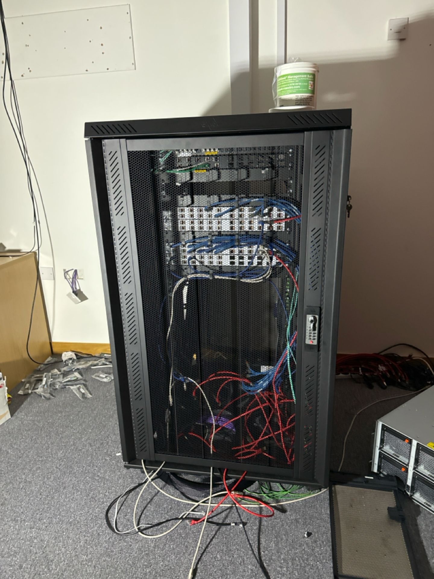 Cannon Server Cabinet - Image 2 of 4