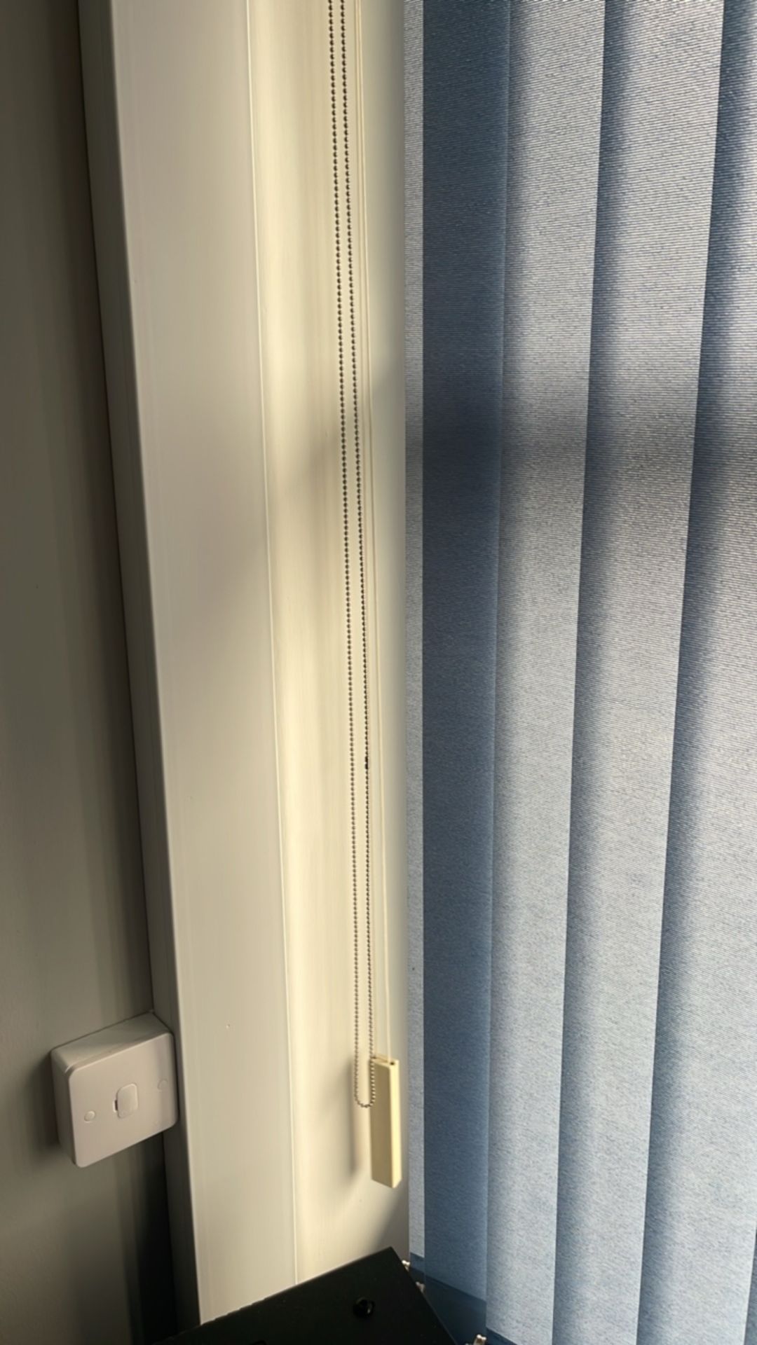 18m Of Blinds - Image 2 of 5