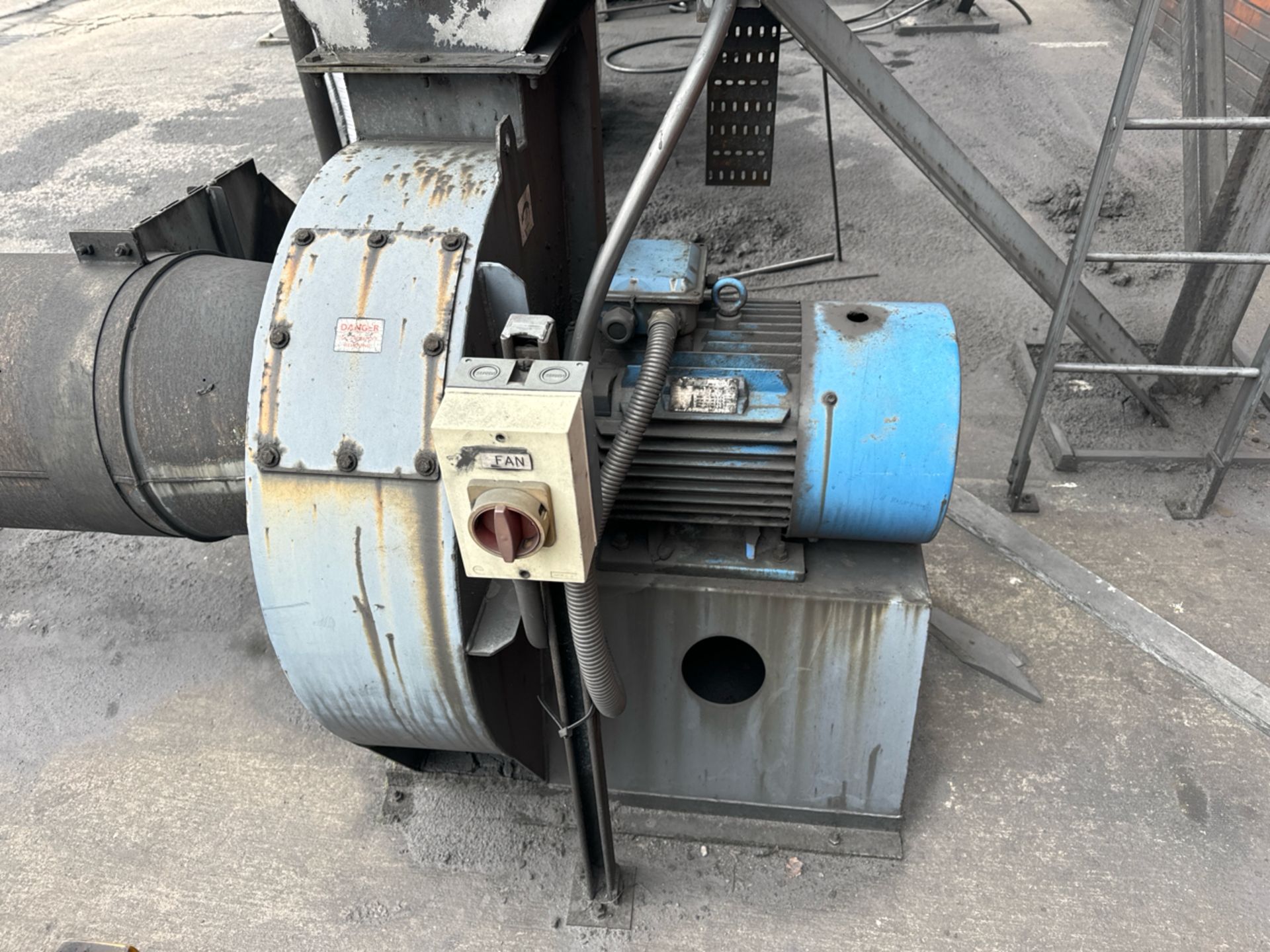 Industrial Dust Extractor - Bild 10 aus 12