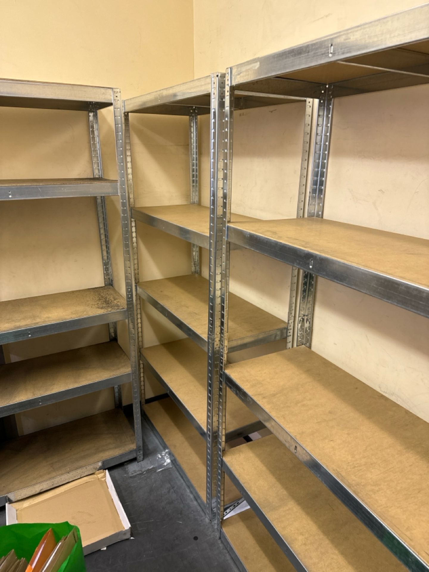 Metal Shelving Units x 8 - NO RESERVE - Image 3 of 6