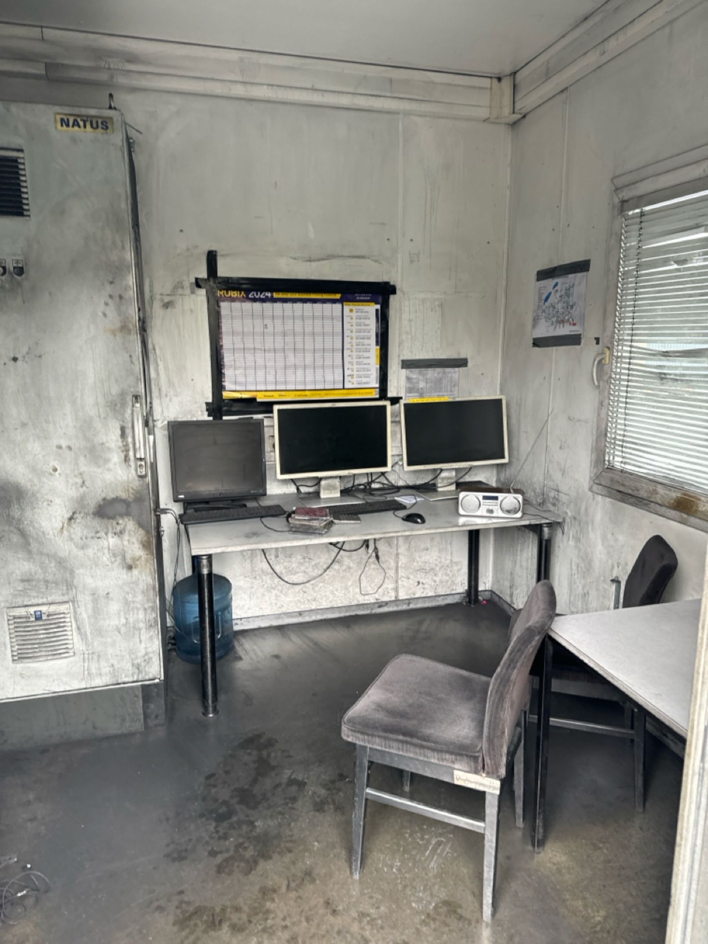 Air conditioned Raised Mobile Office / Cabin - Image 11 of 19