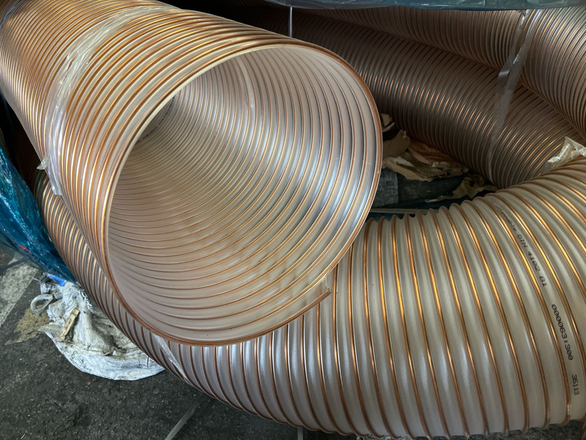 Flexible Spiral Vacuum Pipe - Image 2 of 4