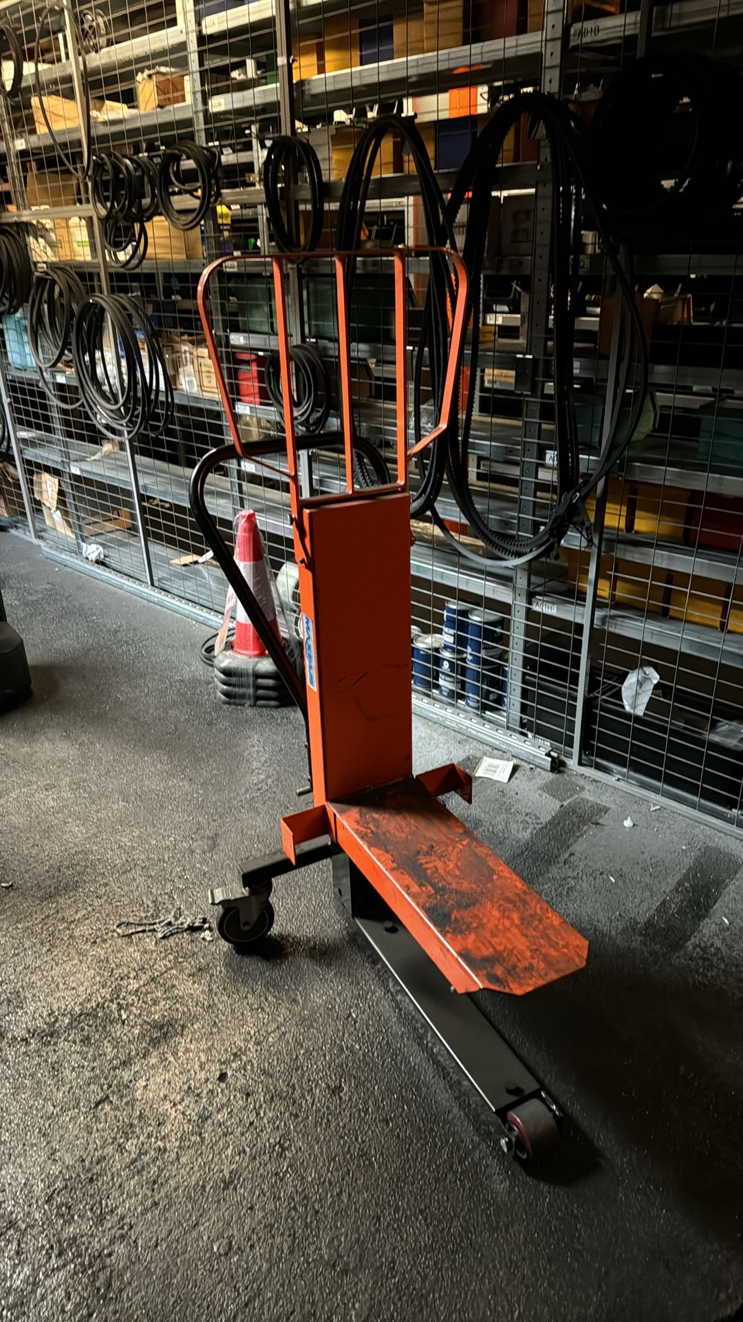 2021, SECO 63-484028-PX001 Lifting Trolley